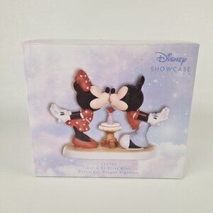 Precious Moment Disney Mickey Minnie Figurine Love At First Kiss 133705